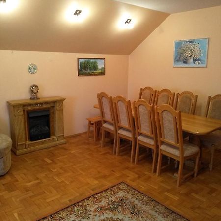 Будинок В Центрі Luck Kültér fotó