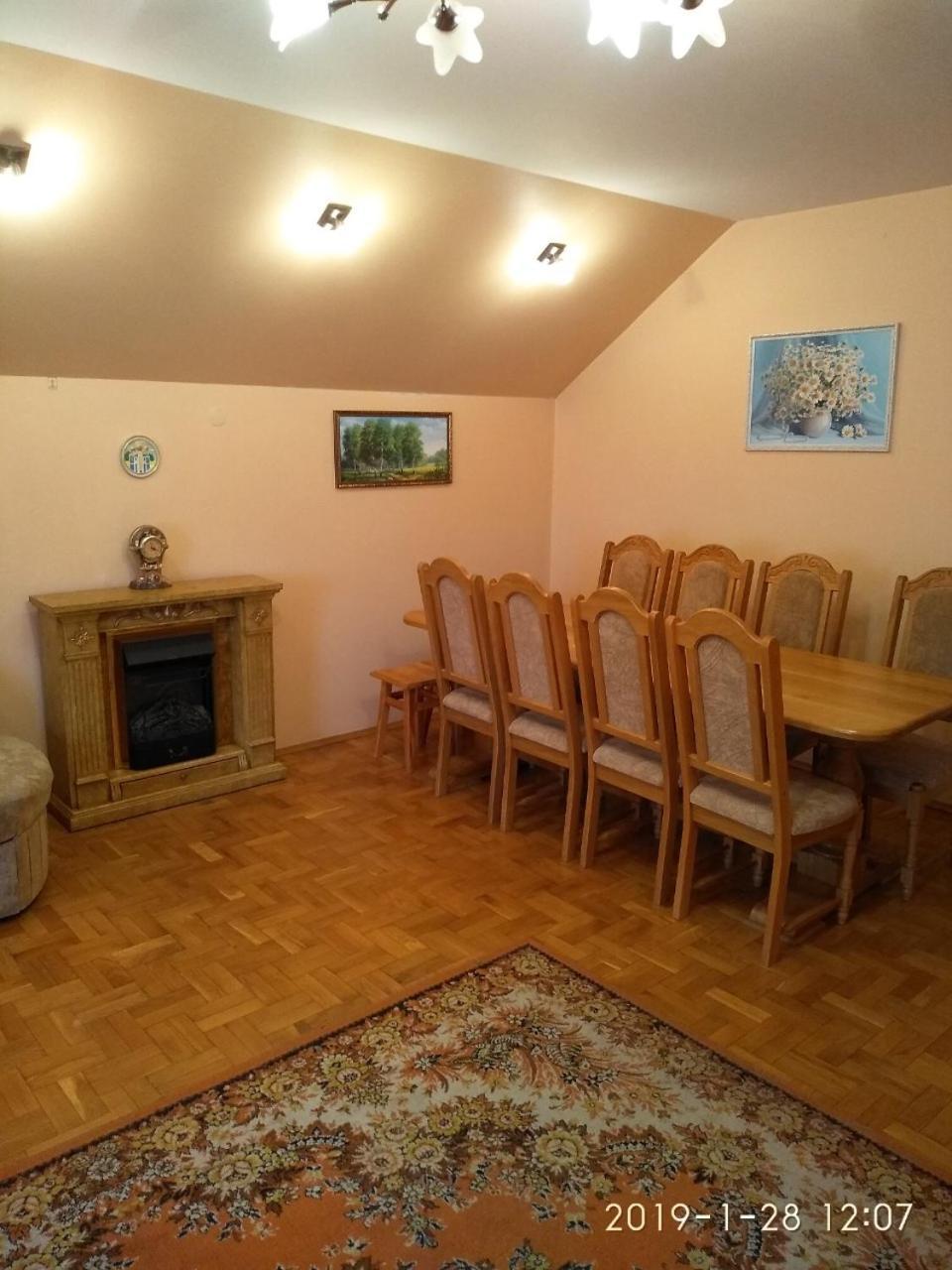 Будинок В Центрі Luck Kültér fotó