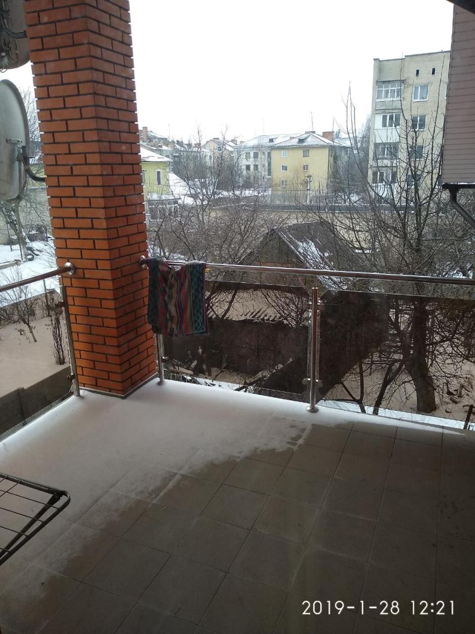 Будинок В Центрі Luck Kültér fotó